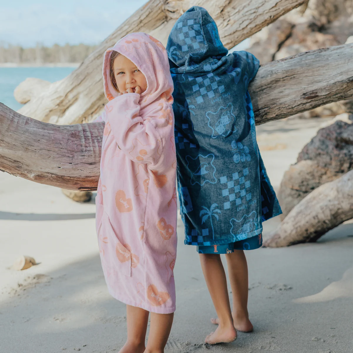 EVERYWHERE ZIP-UP TOWEL Navy - Image 5