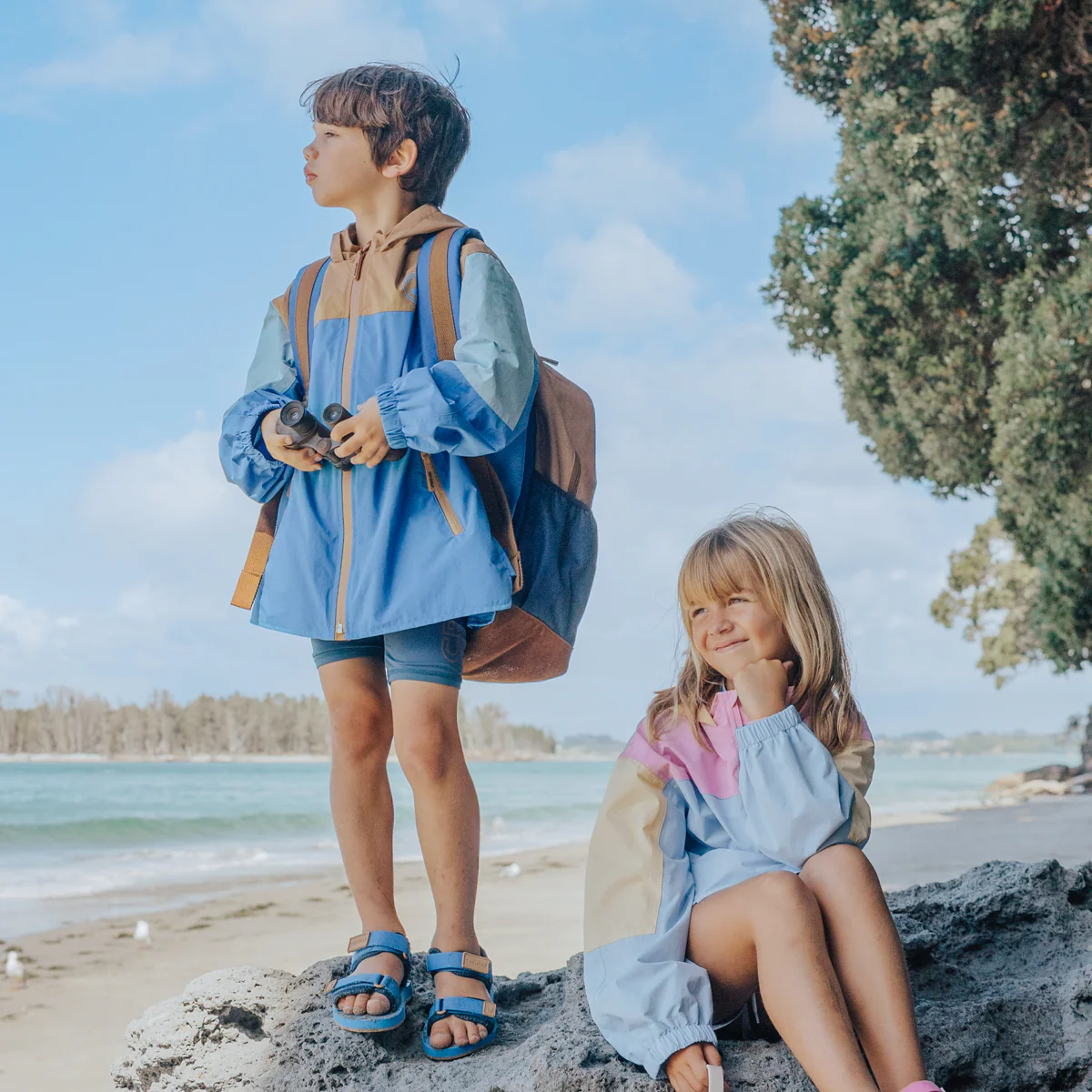 PACKABLE JACKET Ocean Colourblock - Image 8