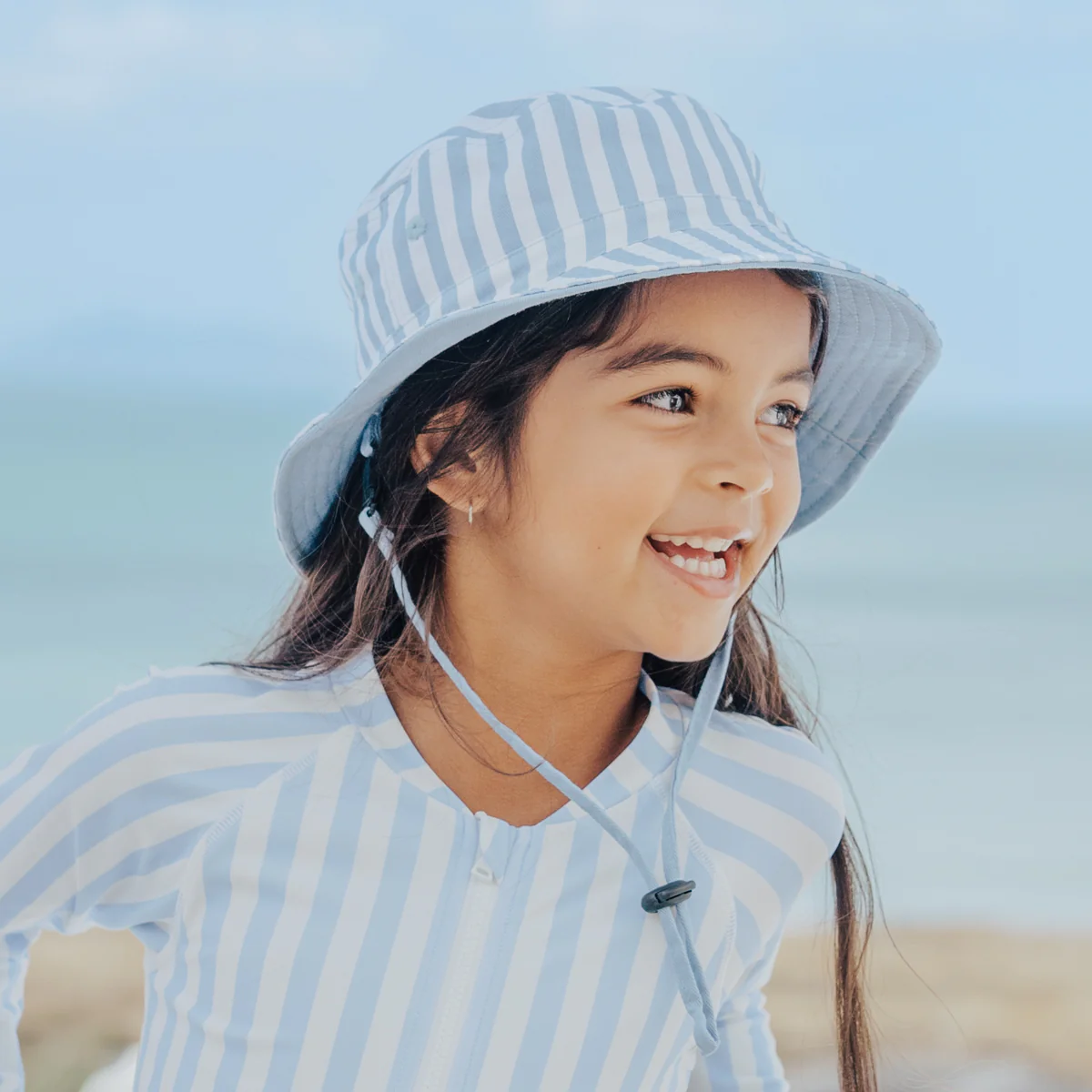 REVERSIBLE BUCKET HAT Sky Blue Stripe - Image 5