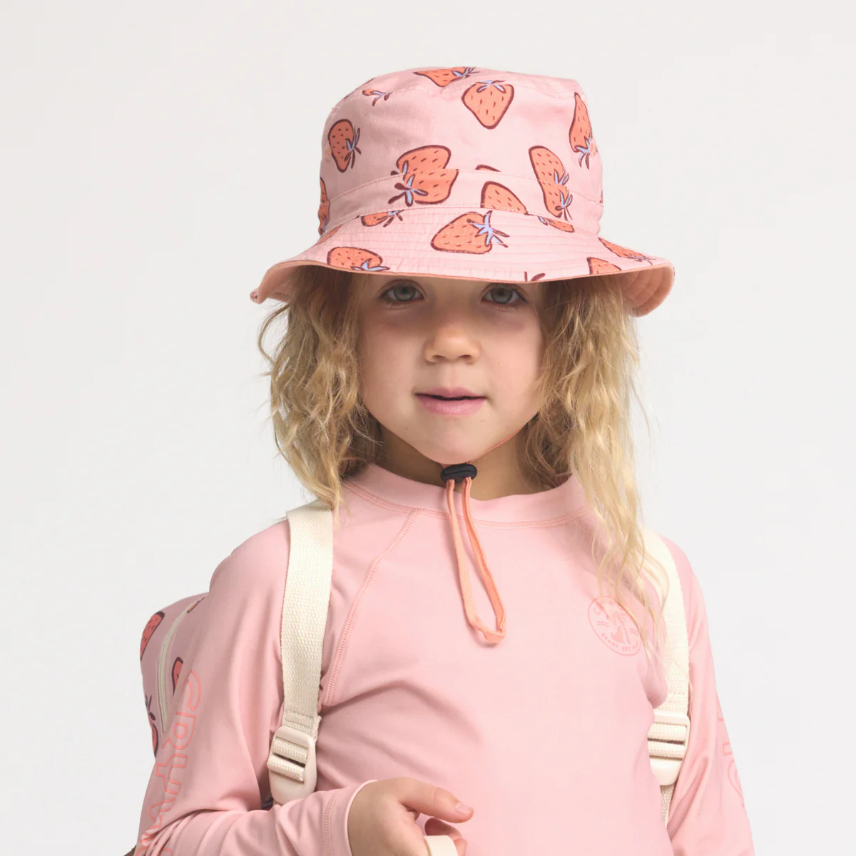 REVERSIBLE BUCKET HAT Strawberry Splash - Image 5