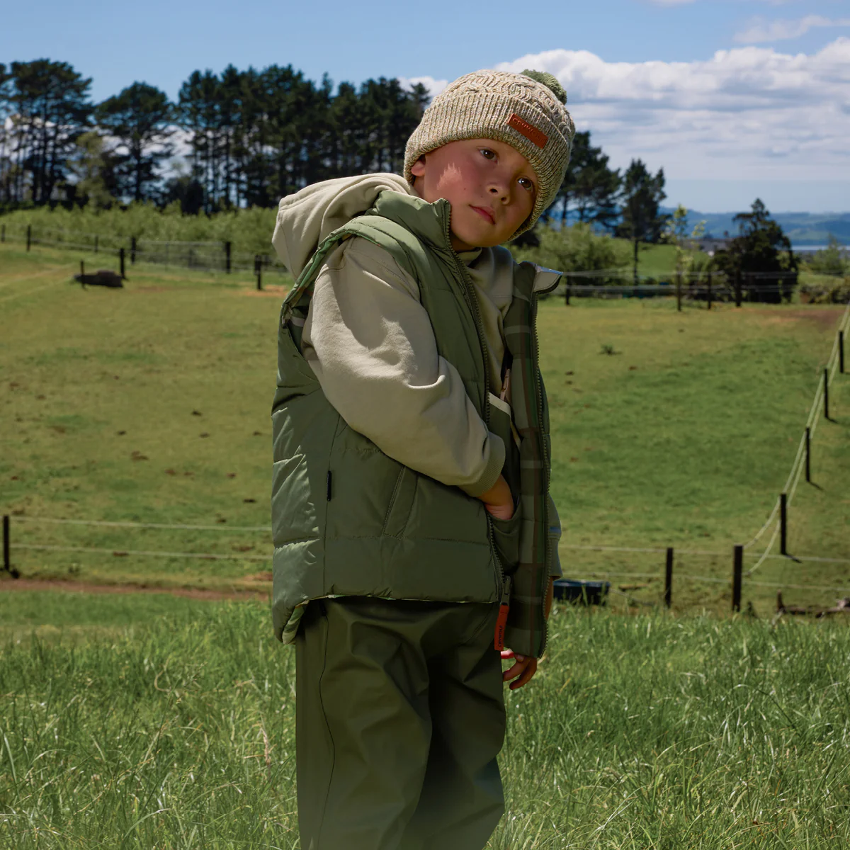 REVERSIBLE ECO-VEST Field Plaid - Image 11