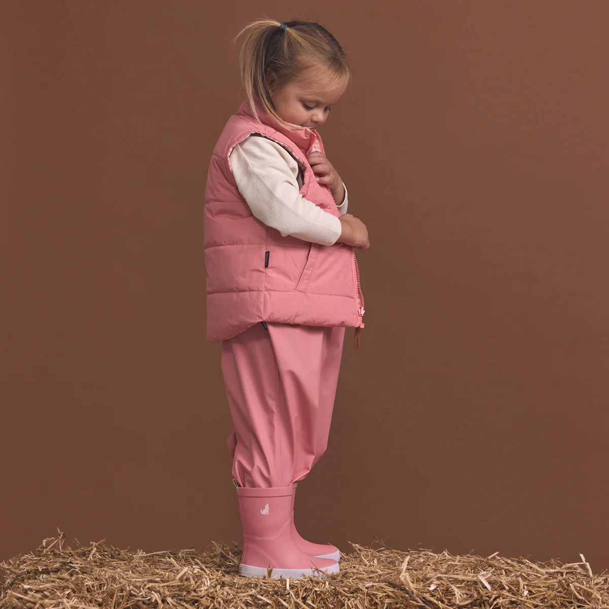 REVERSIBLE ECO-VEST Rose Gingham - Image 7