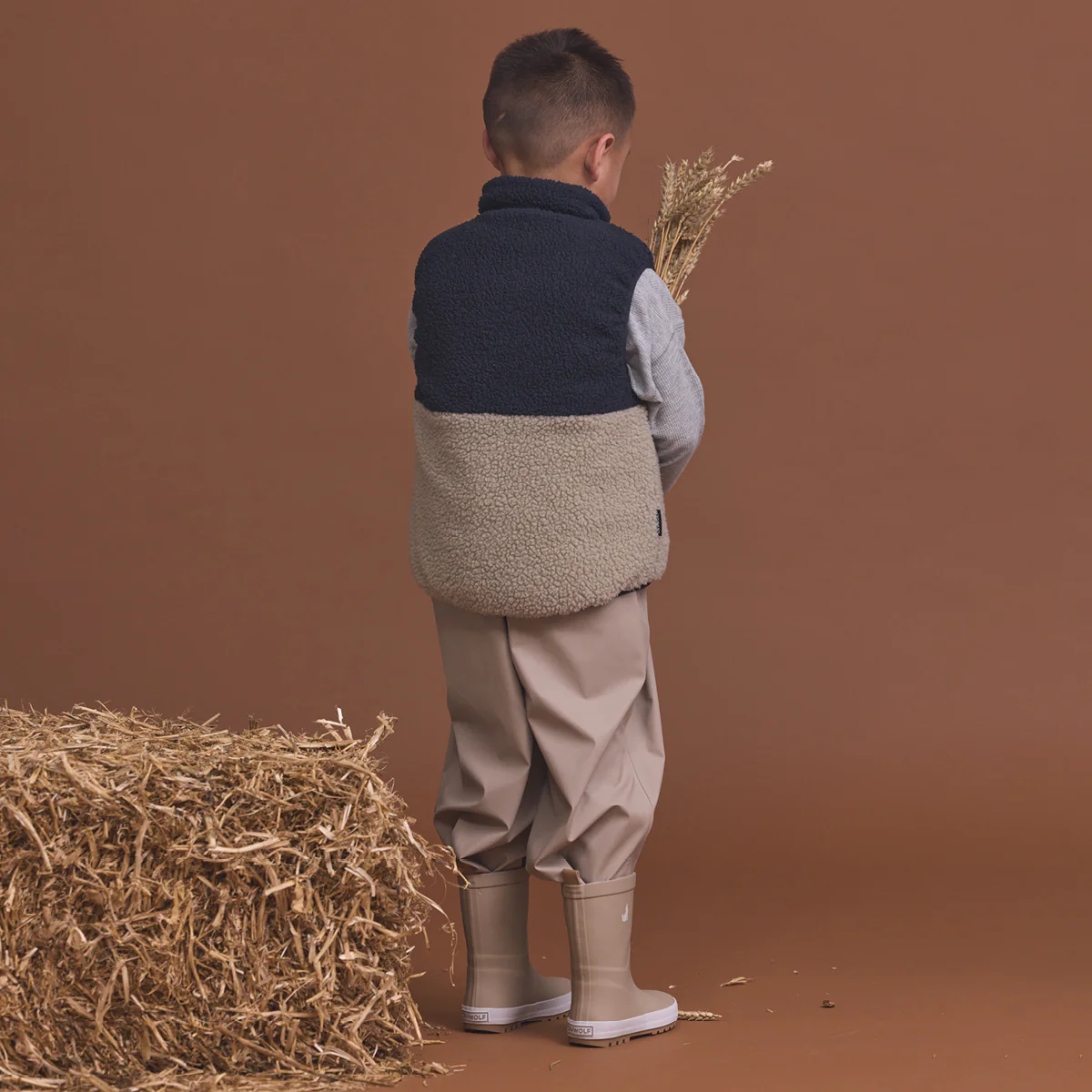 REVERSIBLE YETI VEST Ash Colourblock - Image 9
